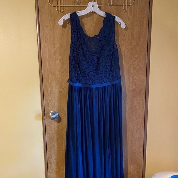 David’s Bridal Blue Lace Bridesmaids Dress - Picture 1 of 6